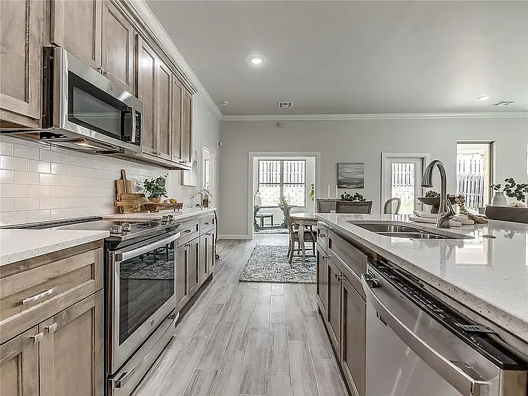 1225 Nay Ave — Photo 7