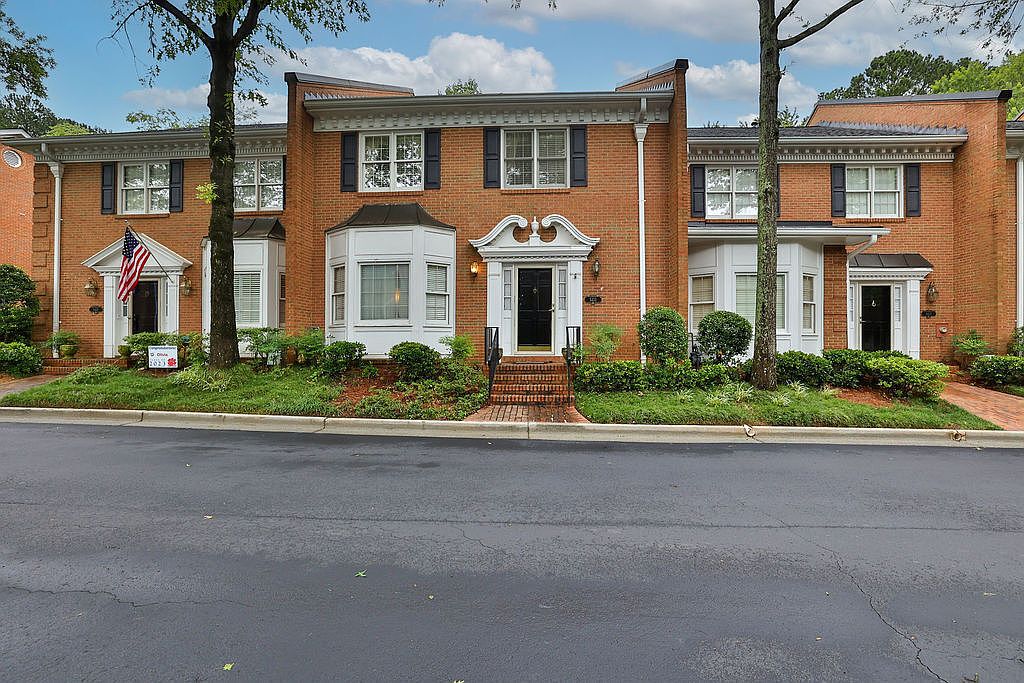 5433 Trentham Dr, Dunwoody, GA 30338 MLS 10160263 Zillow