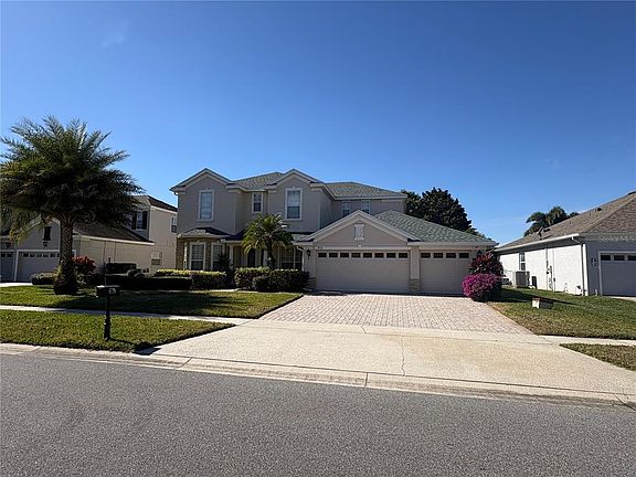 3rd image of 9718 Pineola Dr