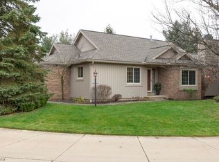 69 Douglas Ct #47, Tallmadge, OH 44278