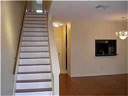 4th image of 2832 Holly Hall St #2832