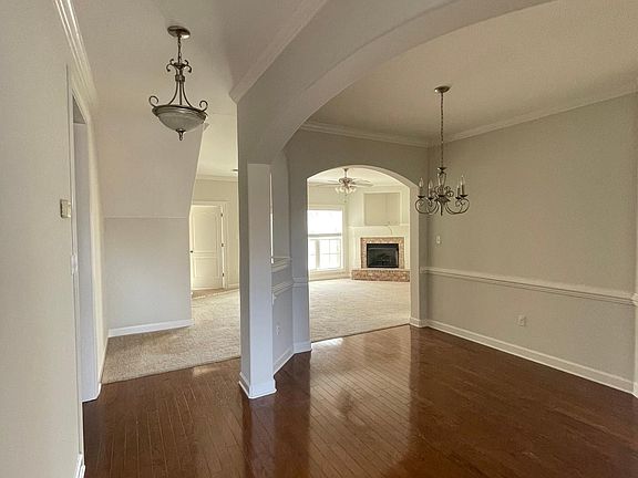 2nd image of 3386 Champion Hills Dr