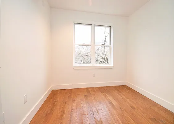Rented by Nooklyn NYC LLC | media 4