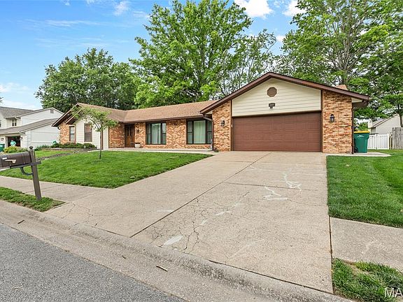 2nd image of 1029 Heatherwood Dr