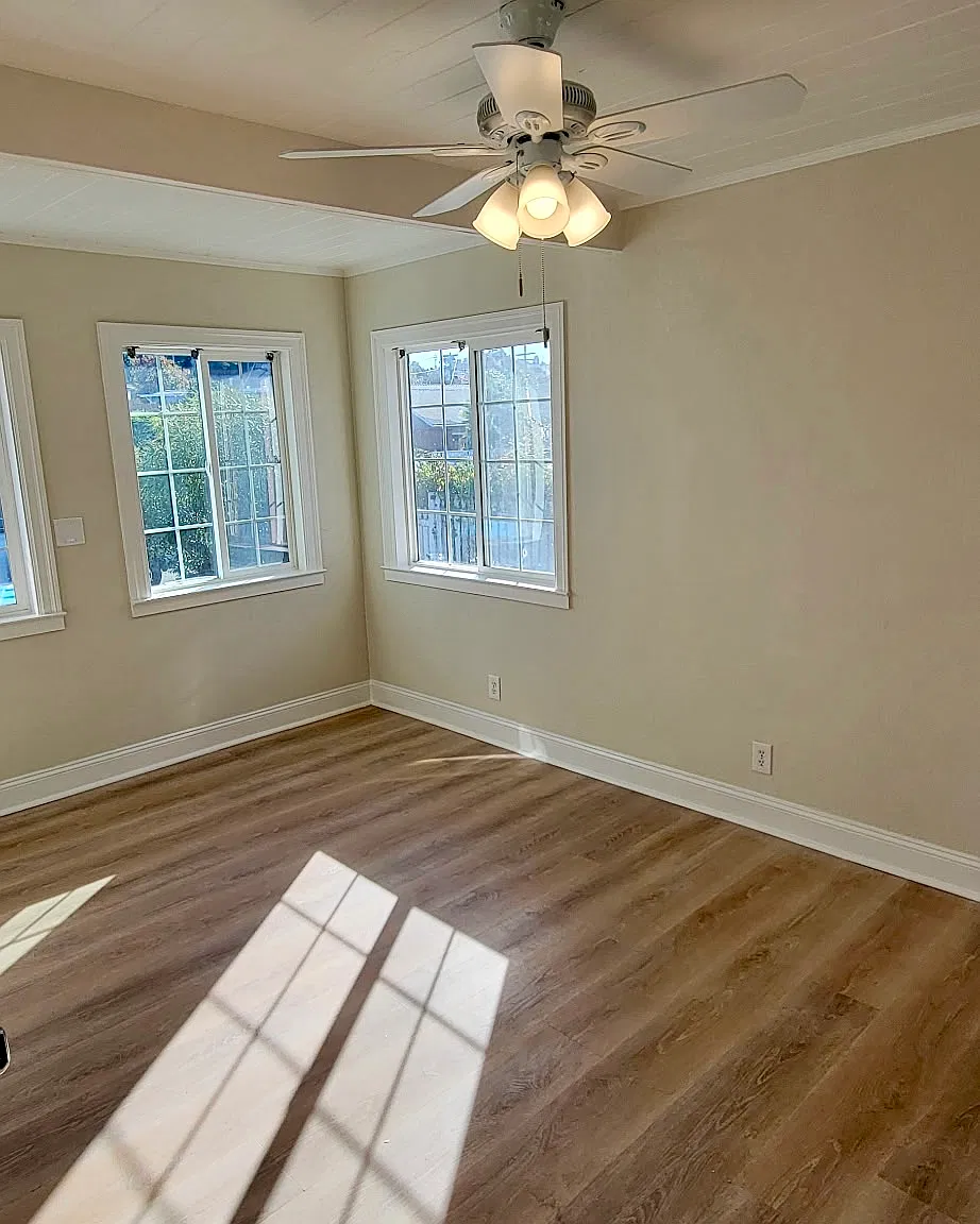 4 bed, $3,000 — Photo 2