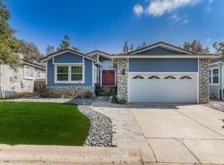 2362 Mapleleaf Dr, Vista, CA 92081