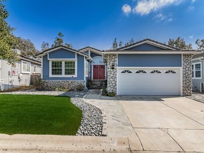 2362 Mapleleaf Dr, Vista, CA, 92081