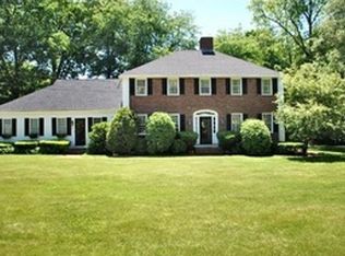 120 Fairoaks Ln, Cohasset, MA 02025