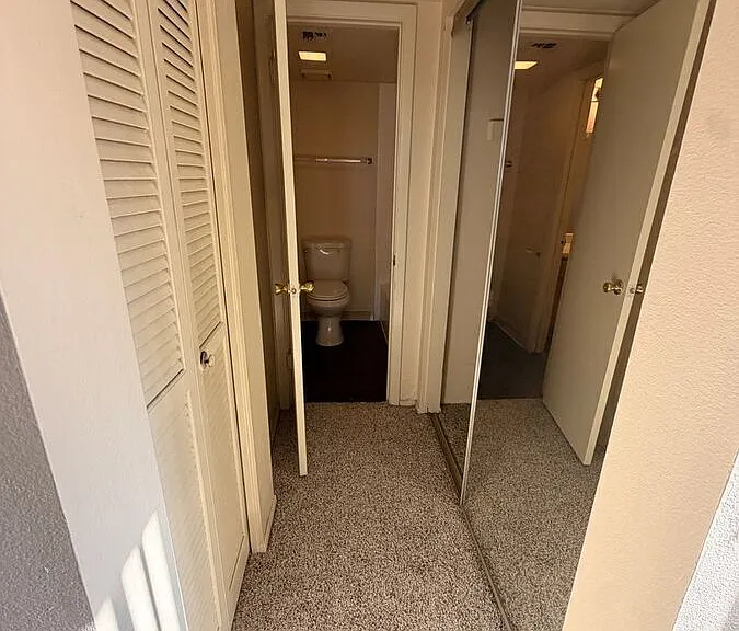 Parkside Apartments — Photo 24