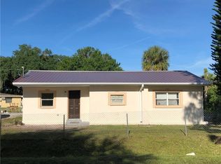1401 SW 1st St, Ruskin, FL 33570