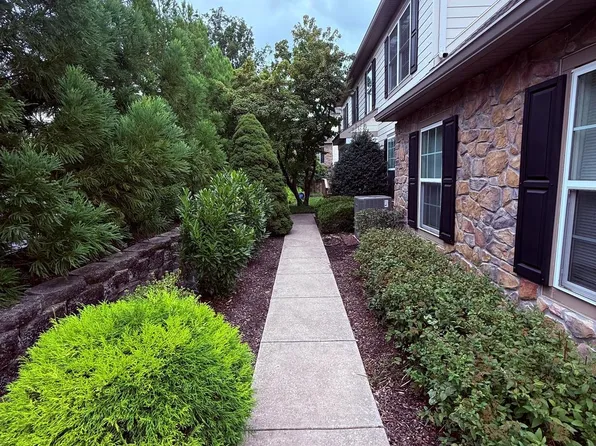 109 Fairfax Ct #2505, Phoenixville, PA 19460