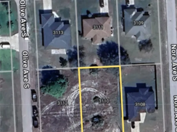 3110 21st St SW, Lehigh Acres, FL 33976
