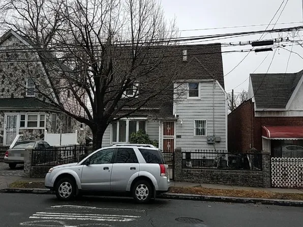 17734 Baisley Blvd, Jamaica, NY 11434