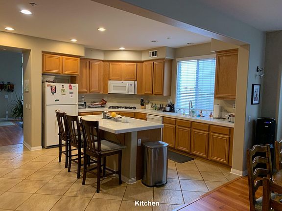 5th image of 15010 Cross Stone Dr