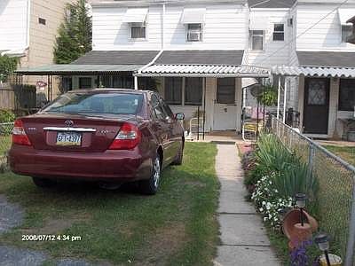 2nd image of 64 Valley St