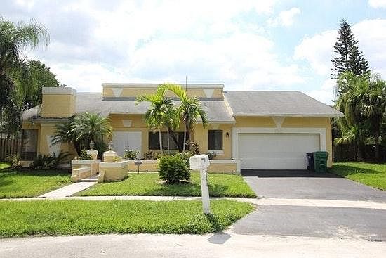 1st image of 7498 NW 47th Pl