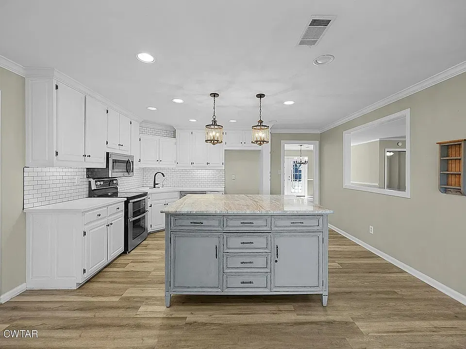 1086 Ashport Rd