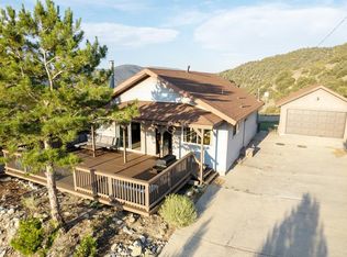 2048 Saint Bernard Dr, Pine Mountain Club, CA 93222