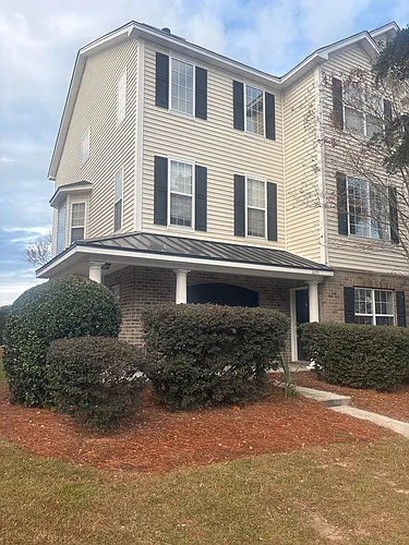 2155 Blakers Blvd Photo 1