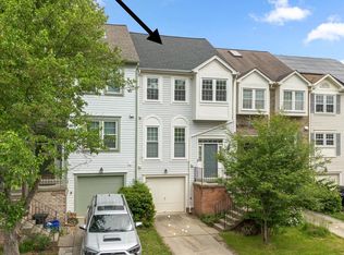 8723 Delcris Dr, Montgomery Village, MD 20886