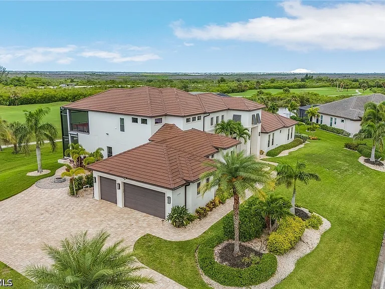 11695 Royal Tee Cir — Photo 3