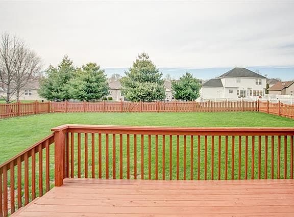 4th image of 3433 Vicksburg Dr