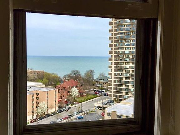 2nd image of 6151 N Winthrop Ave #1B