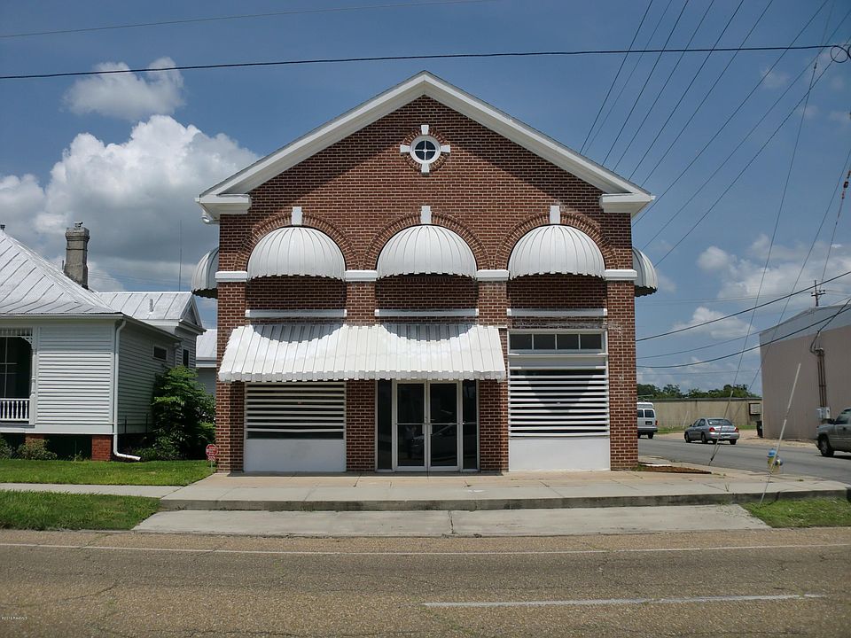 1st image of 502 W Main St