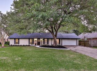 1335 Burning Tree Rd, Kingwood, TX 77339