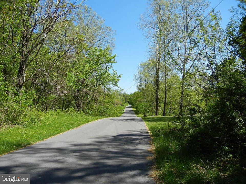 2nd image of Ella Dr
