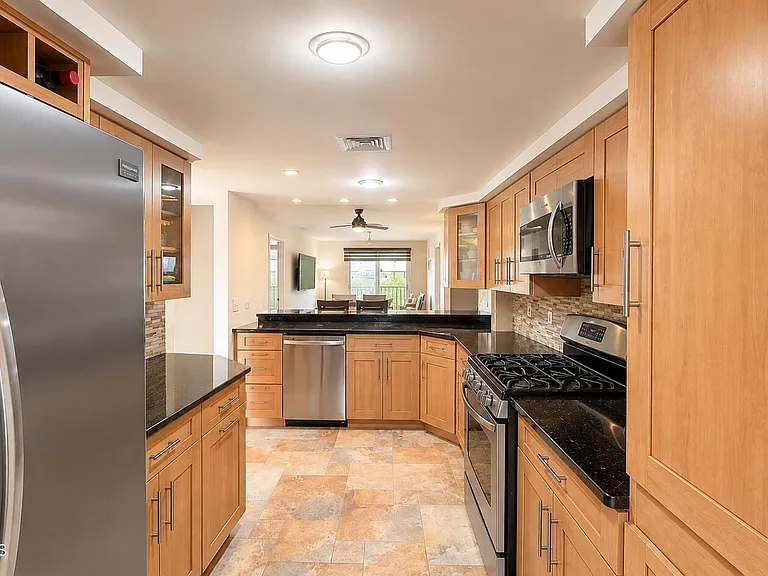 422 Ocean Blvd N #5C — Photo 21