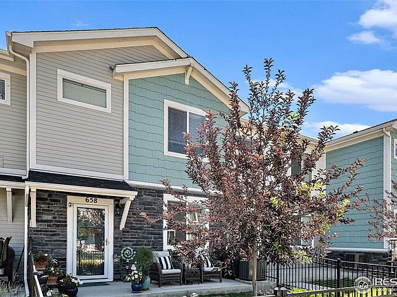 2nd image of 658 Stonebridge Dr