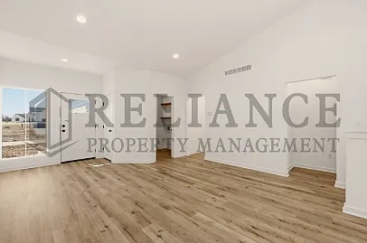 5301 North Pinecrest Court - 1 — Photo 4