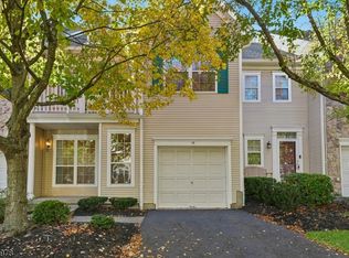 26 Mayflower Dr APT 1, Basking Ridge, NJ 07920