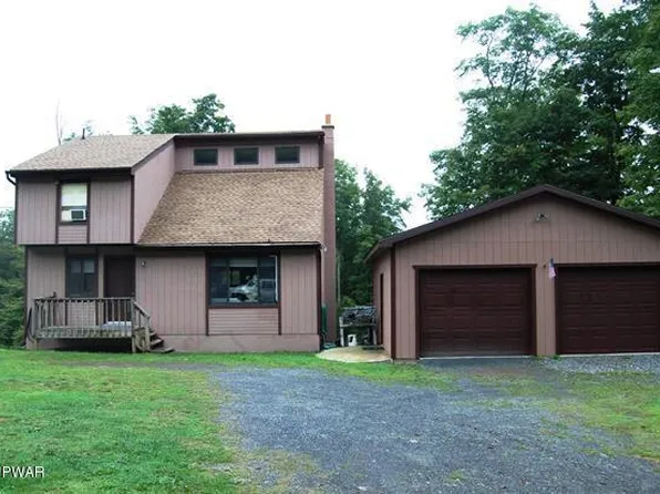 134 Hemlock Ter S, Greentown, PA 18426