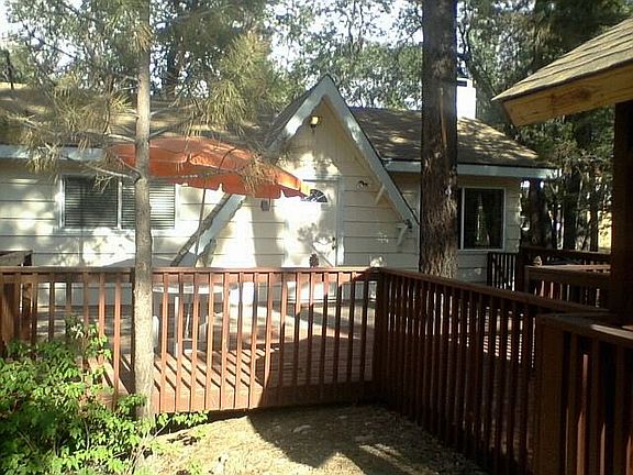 2nd image of 733 Vista Ave