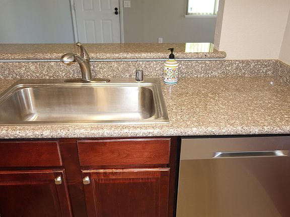 3rd image of 1811 Bluegill Way Unit D-1
