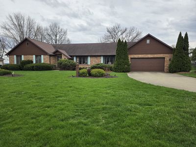 47 Carriage Hill Ct, Sterling, IL, 61081