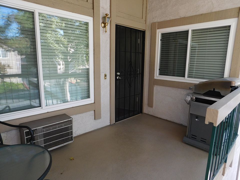 1st image of 2627 La Paloma Cir