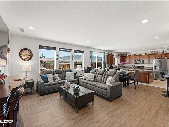 4th image of 10996 Bloomsburg Dr