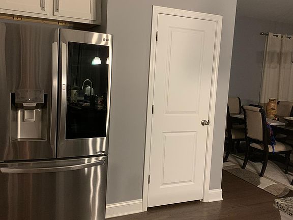 3rd image of 107 Greenwich Dr