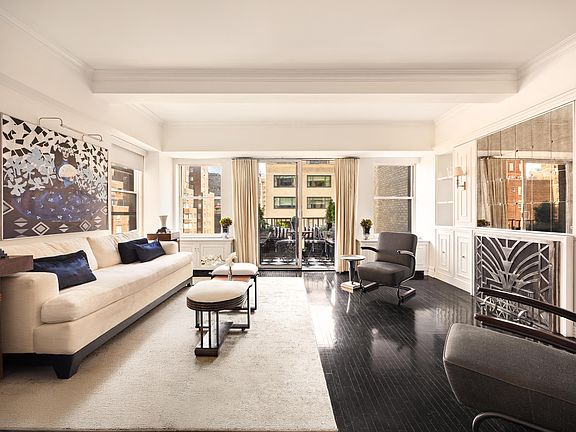 3rd image of 40 E 61st St APT 10b