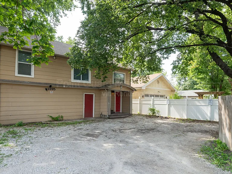 1225 S Pattie St #B — Photo 26