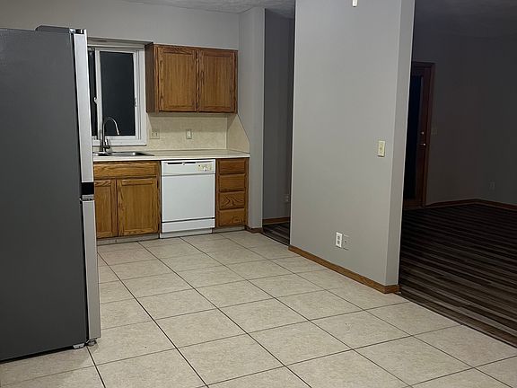 4th image of 505 Michael Dr