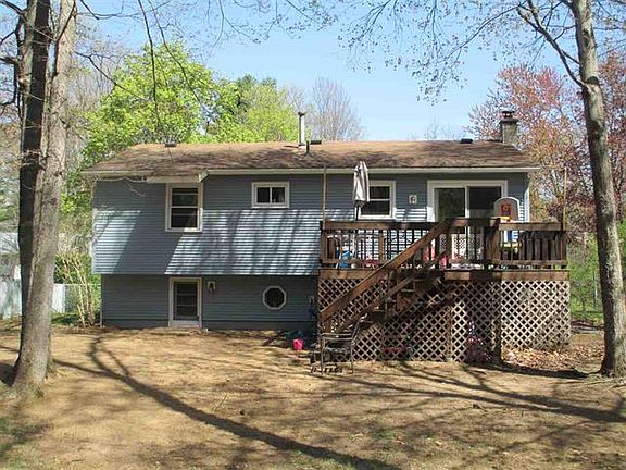 4th image of 89 Trottingham Ct