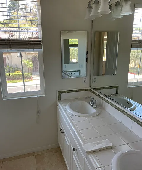 4 Newton Ct — Photo 9