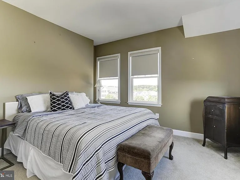 8898 Tawes St — Photo 20