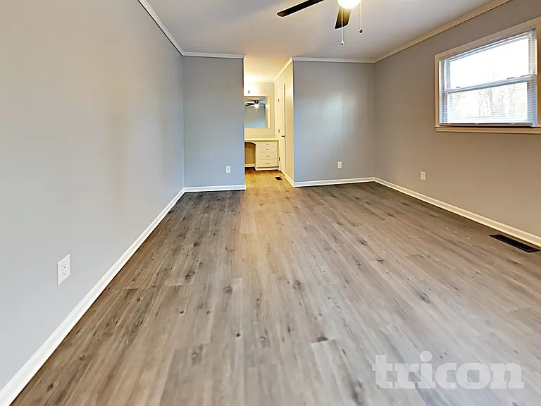 605 Colorado Ct — Photo 14