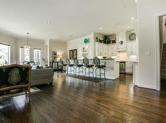4th image of 2112 Fawnwood Dr