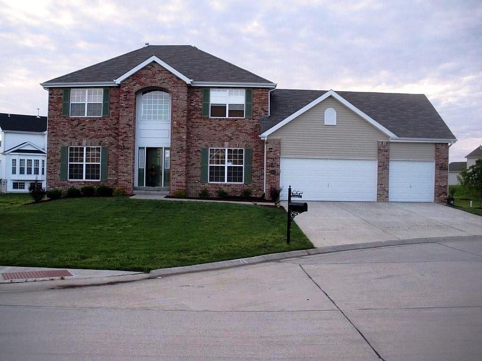 Front View - Spring 09